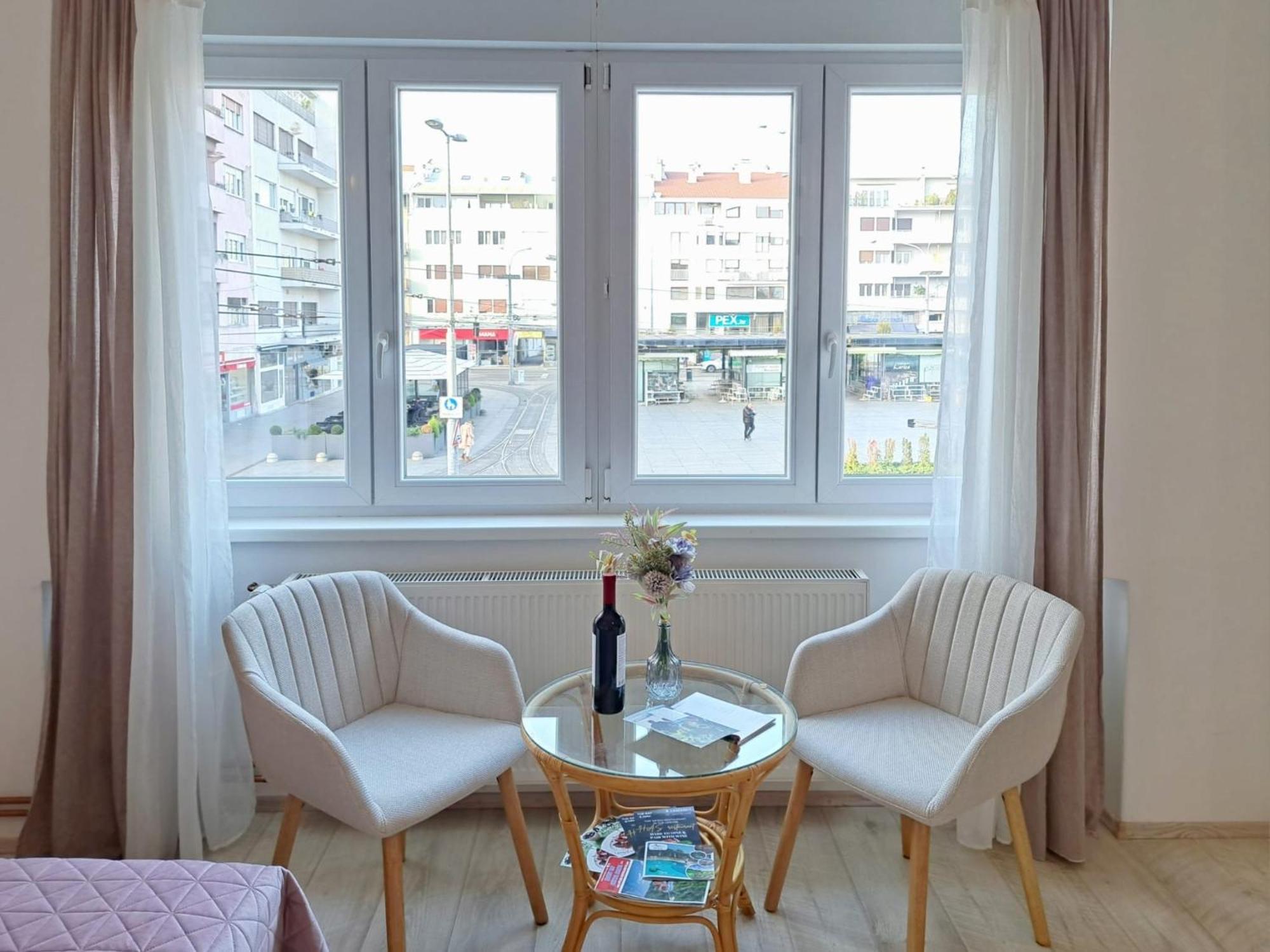 Beautiful Apartment In Center Of Zagreb Eksteriør billede